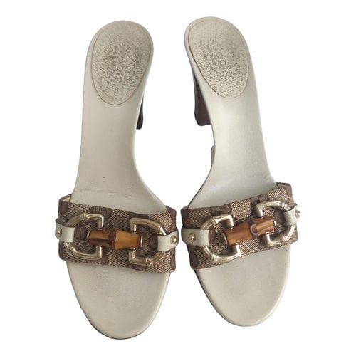 Pre-owned Gucci Leather Mules In Beige