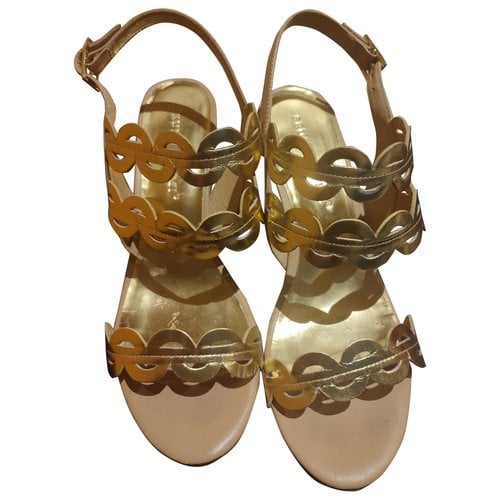 Pre-owned Bruno Premi Leather Sandals In Gold