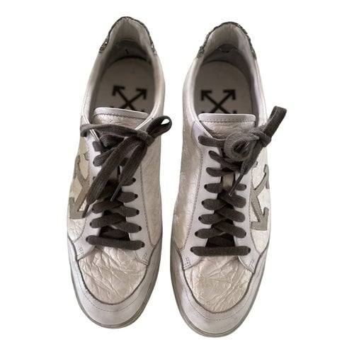 Pre-owned Off-white Arrow Leather Trainers In White