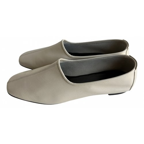 Pre-owned By Far Leather Ballet Flats In White