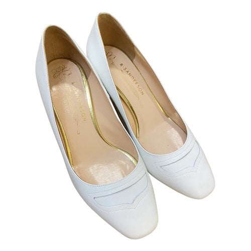 Pre-owned Rupert Sanderson Leather Heels In White