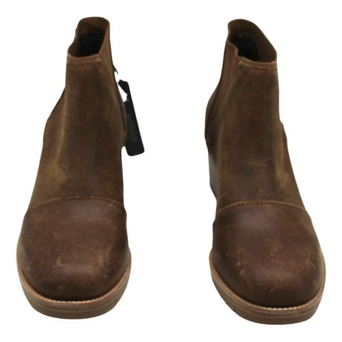 Pre-owned Sorel Velvet Boots In Brown