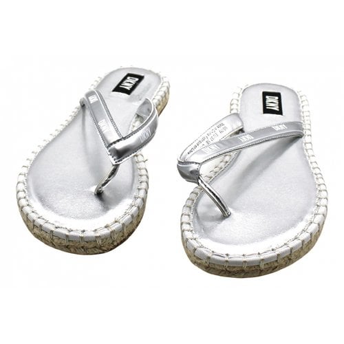 Pre-owned Dkny Leather Sandal In Silver