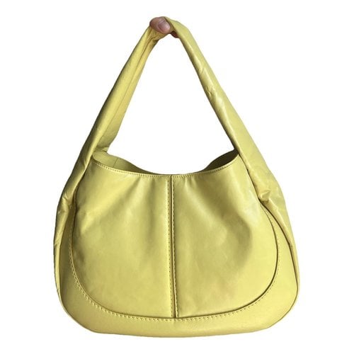 Pre-owned Tod's Shopping Media Leather Handbag In Yellow