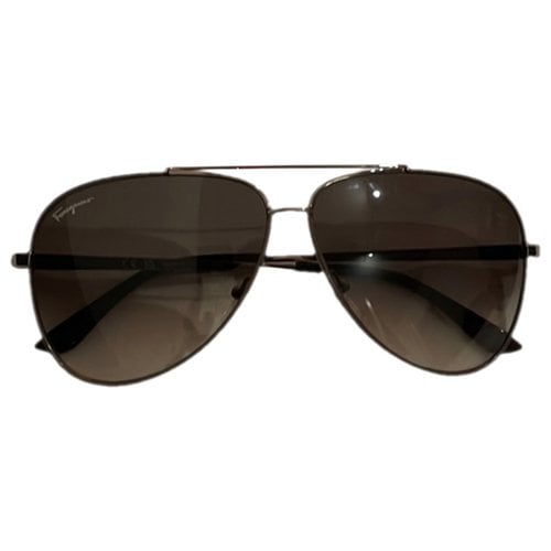 Pre-owned Ferragamo Sunglasses In Brown