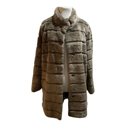 Pre-owned Basler Faux Fur Coat In Grey