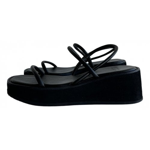 Pre-owned Amomento Leather Sandal In Black