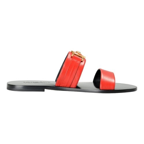 Pre-owned Versace Leather Sandals In Red