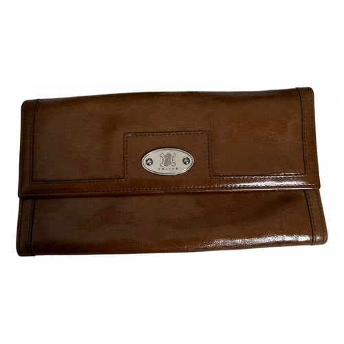 Pre-owned Celine Patent Leather Wallet In Brown
