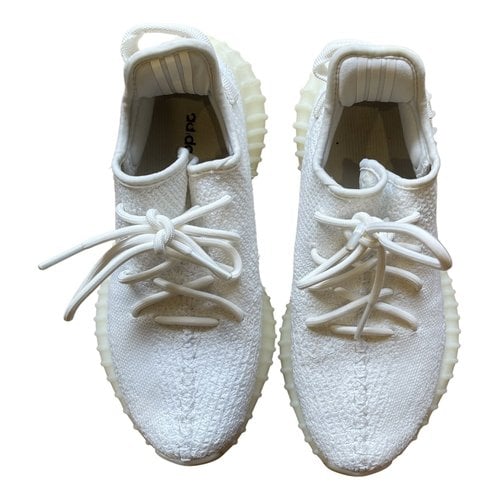 Pre-owned Yeezy X Adidas Cloth Low Trainers In White