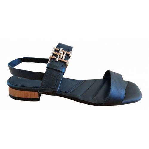 Pre-owned Tommy Hilfiger Leather Sandals In Black