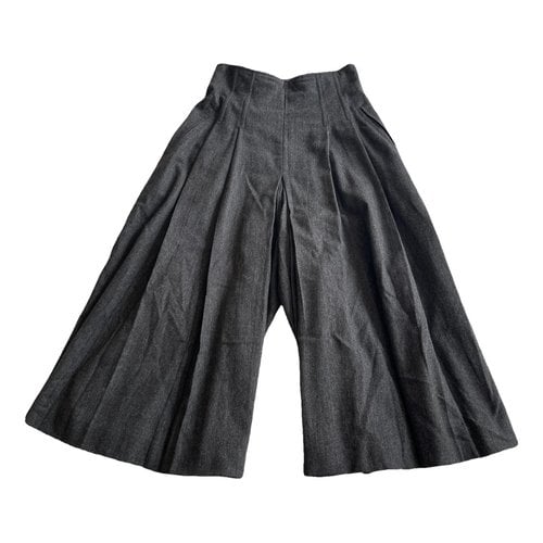 Pre-owned Escada Wool Shorts In Grey
