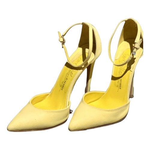 Pre-owned Le Silla Heels In Yellow