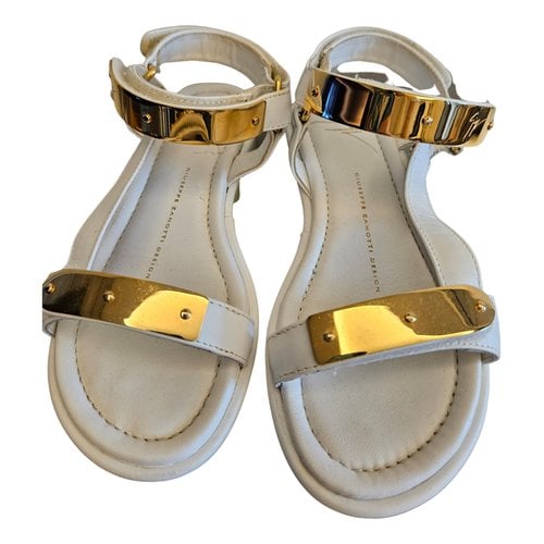 Pre-owned Giuseppe Zanotti Leather Sandal In White