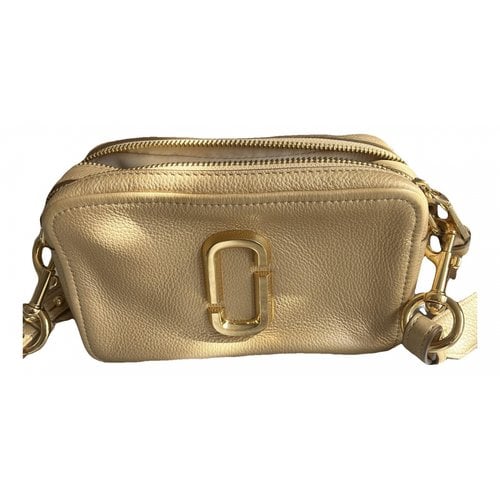 Pre-owned Marc Jacobs The Softshot Leather Crossbody Bag In Gold