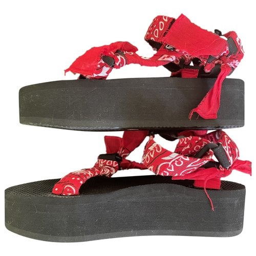 Pre-owned Arizona Love Sandals In Red