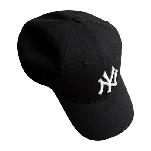 Pre-owned New Era Cap In Black