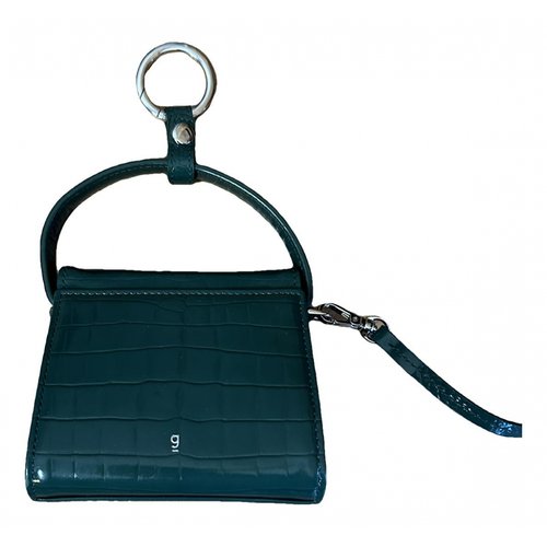 Pre-owned Gu_de Patent Leather Crossbody Bag In Green