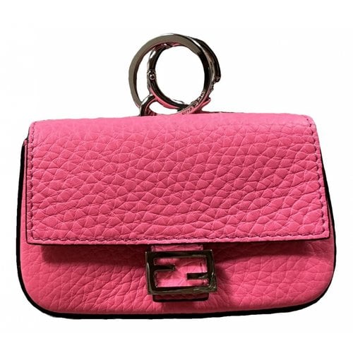 Pre-owned Fendi Baguette Leather Clutch Bag In Pink
