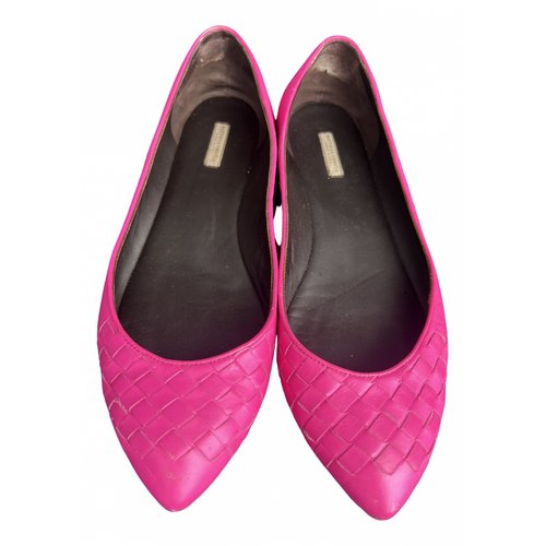 Pre-owned Bottega Veneta Leather Ballet Flats In Pink