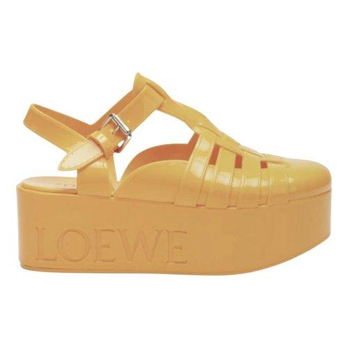 Pre-owned Loewe Sandals In Orange