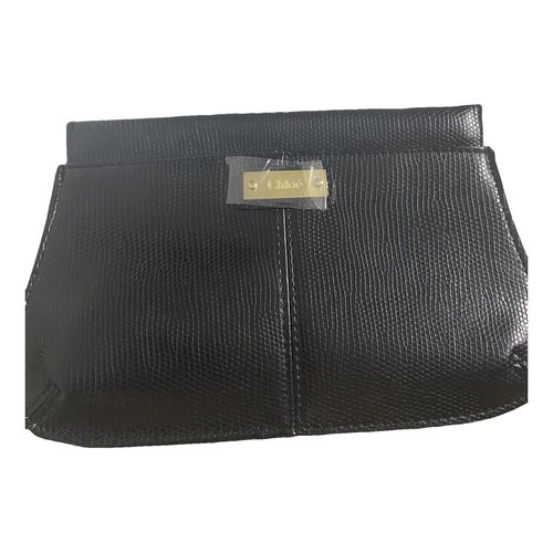 Pre-owned Chloé Patent Leather Clutch Bag In Black