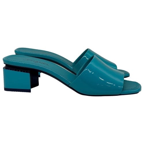 Pre-owned Chanel Patent Leather Mules In Blue