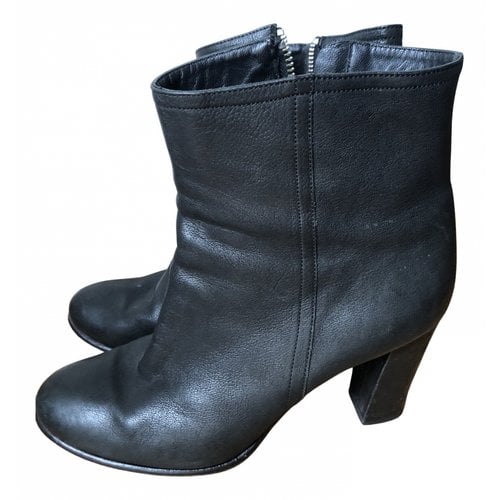 Pre-owned Yvonne Kone Leather Boots In Black