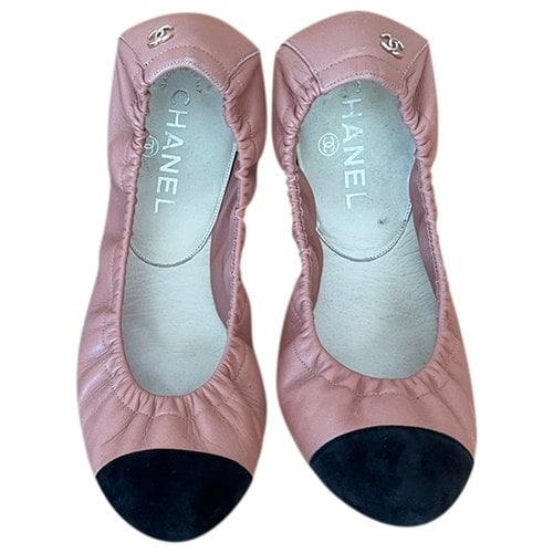 Pre-owned Chanel Leather Ballet Flats In Pink