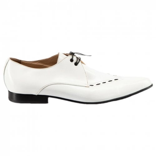 Pre-owned John Galliano Leather Flats In White