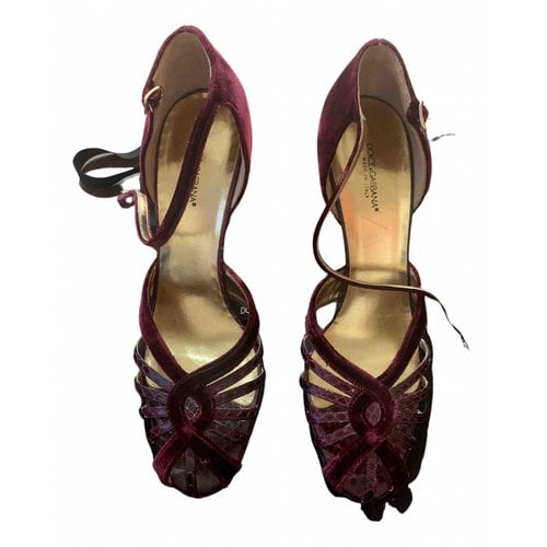 Pre-owned Dolce & Gabbana Velvet Sandals In Burgundy