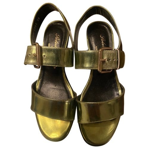Pre-owned Robert Clergerie Patent Leather Sandals In Green