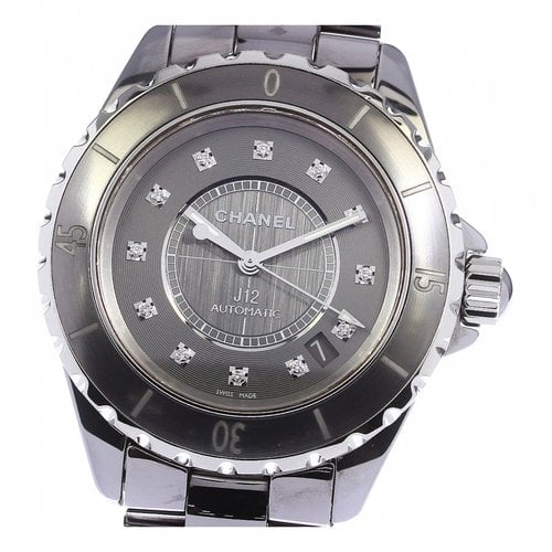 Pre-owned Chanel Watch In Grey