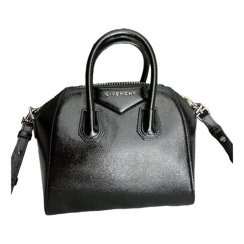 Pre-owned Givenchy Antigona Patent Leather Handbag In Black
