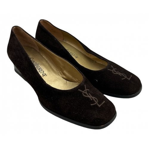 Pre-owned Saint Laurent Flats In Brown
