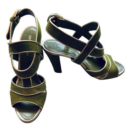 Pre-owned Sergio Rossi Sandal In Green
