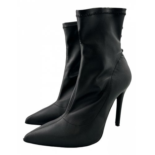 Pre-owned Galliano Heels In Black