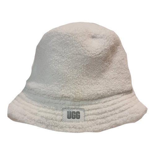 Pre-owned Ugg Hat In White