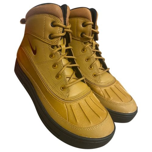 Pre-owned Nike Leather Snow Boots In Camel