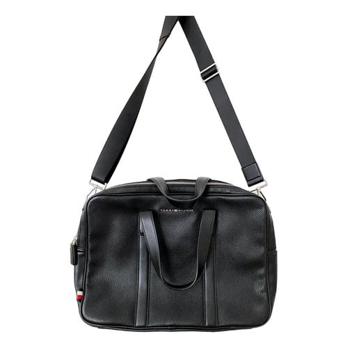 Pre-owned Tommy Hilfiger Leather Bag In Black