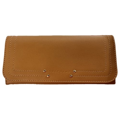 Pre-owned Longchamp Leather Wallet In Camel