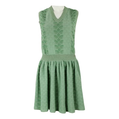 Pre-owned Chanel Mid-length Dress In Green