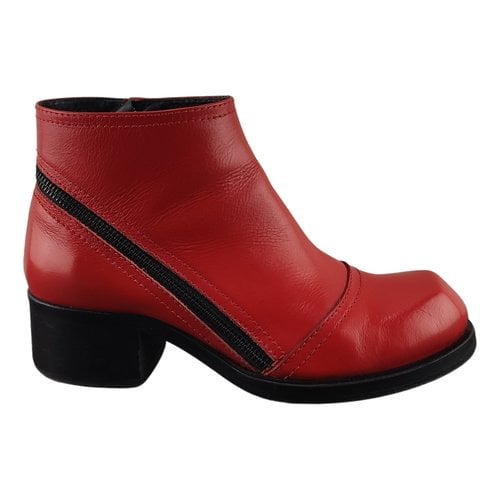 Pre-owned Mcq By Alexander Mcqueen Leather Riding Boots In Red