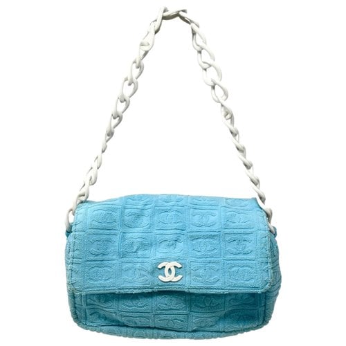 Pre-owned Chanel Cloth Clutch Bag In Blue