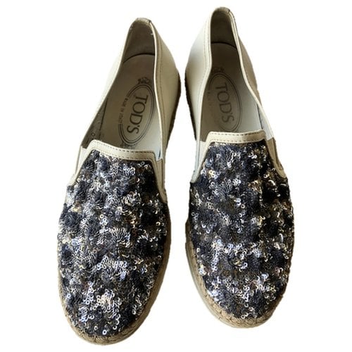 Pre-owned Tod's Glitter Flats In Silver