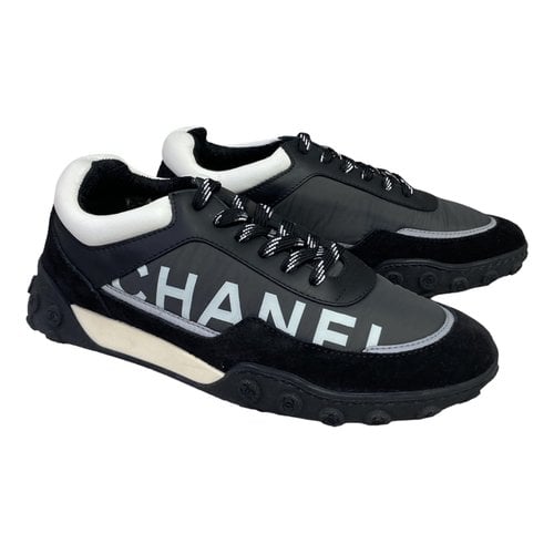 Pre-owned Chanel Cloth Trainers In Black