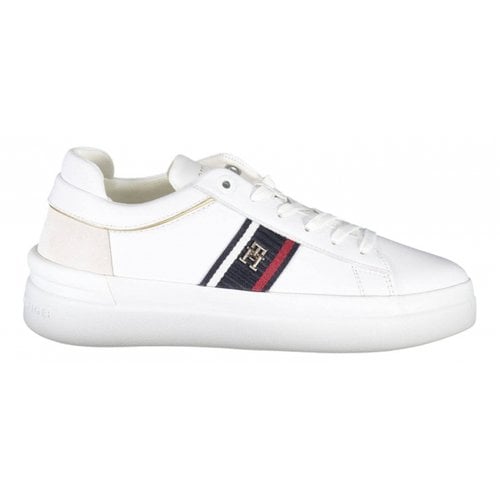 Pre-owned Tommy Hilfiger Trainers In White