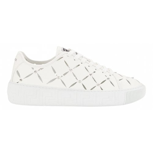 Pre-owned Versace Leather Lace Ups In White