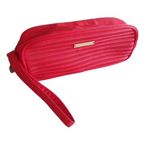 Pre-owned Giorgio Armani Clutch Bag In Red