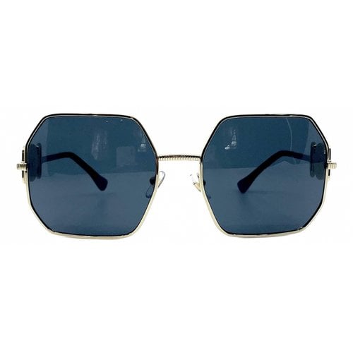Pre-owned Versace Oversized Sunglasses In Gold